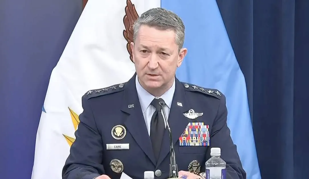 El Comando Cibernético interrumpió las comunicaciones iraníes, asegura alto general.