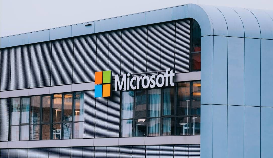 El grupo de ransomware Medusa utiliza vulnerabilidades de día cero para lanzar ataques en 24 horas tras la brecha, afirma Microsoft.