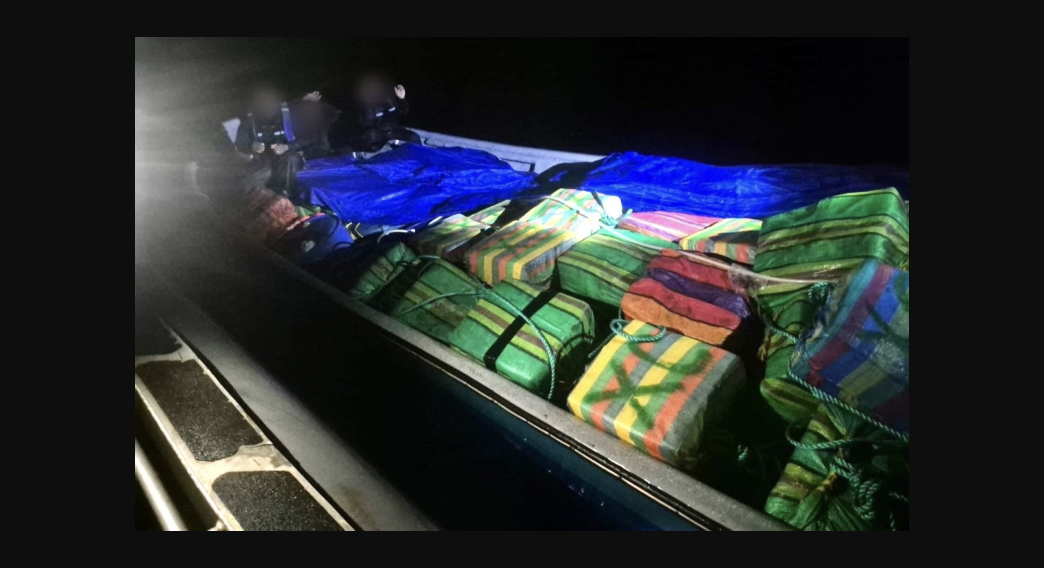 Tres arrestados en una embarcación narco con 2.800 kilos de cocaína en el Pacífico Central