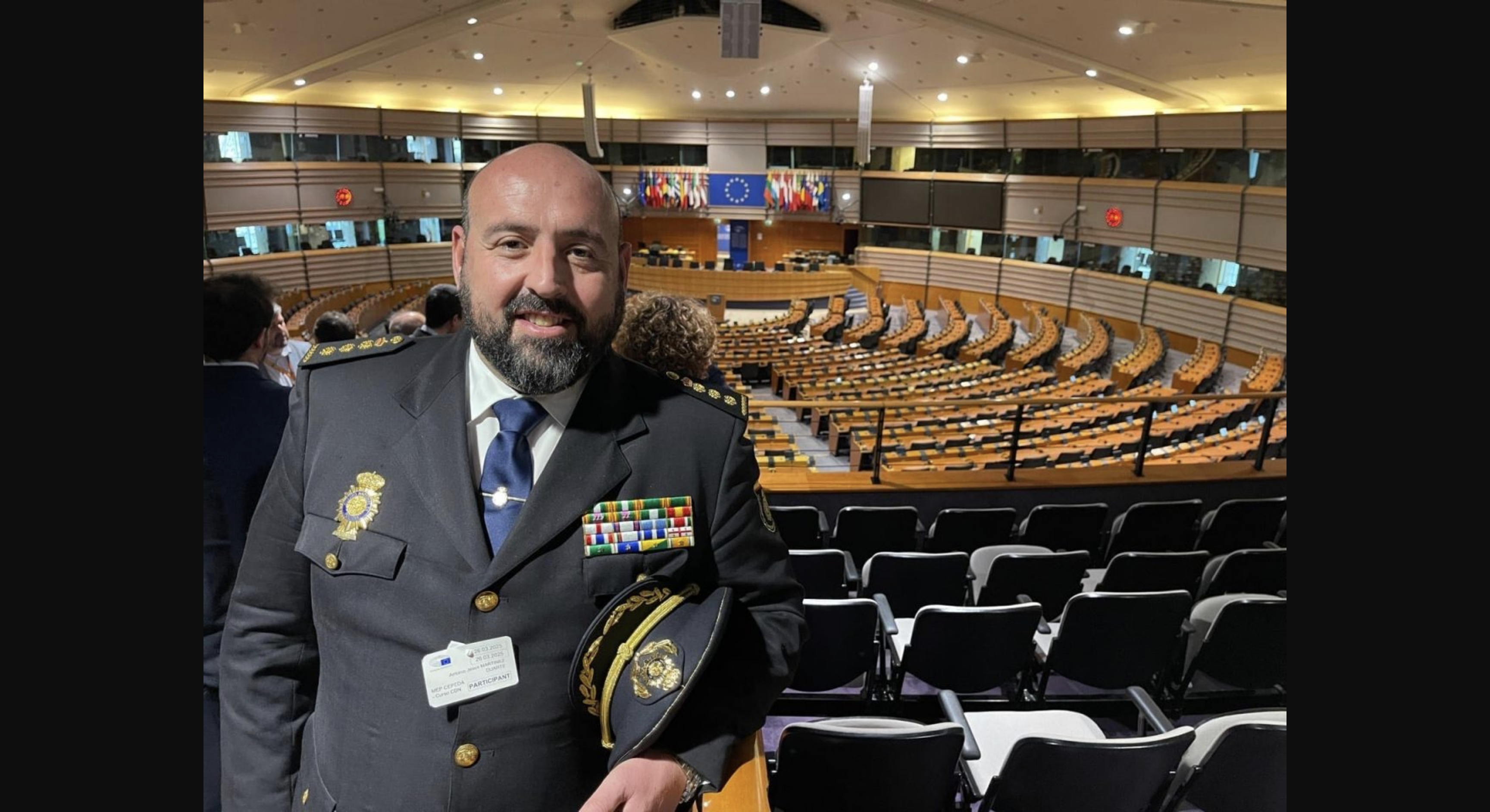 Entrevista: «La delincuencia violenta del crimen organizado en Europa corrompe a las instituciones»