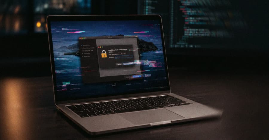 Malware CrashStealer para macOS utiliza un dropper notariado para eludir las verificaciones de Gatekeeper.