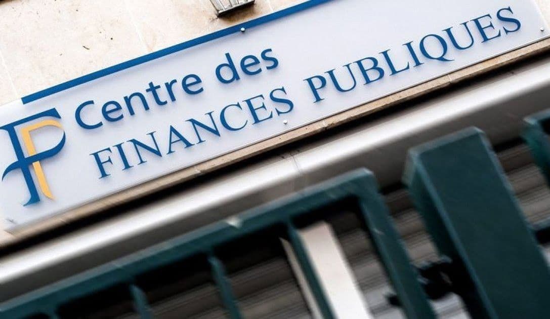 Francia investiga una brecha en la autoridad fiscal tras la afirmación de un hacker sobre 600,000 víctimas.