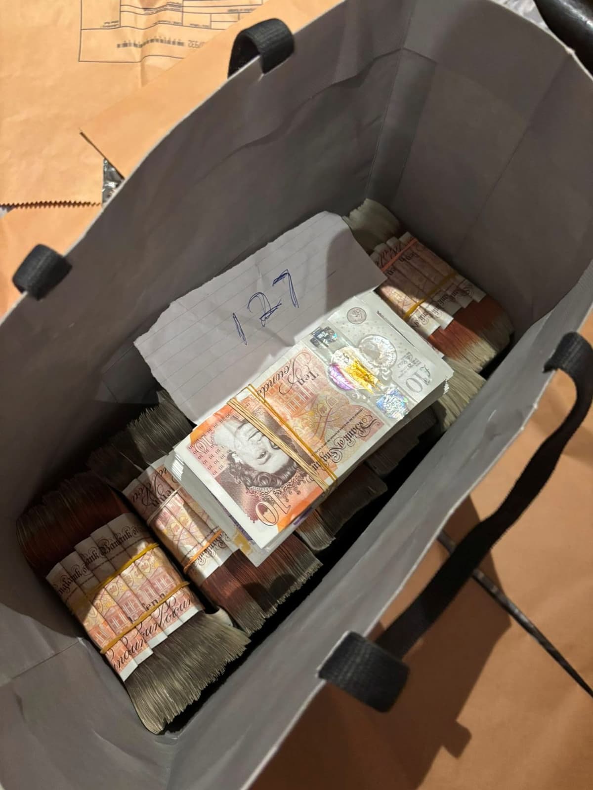 Confiscan más de cuatro millones de libras en efectivo a un narcotraficante en Londres